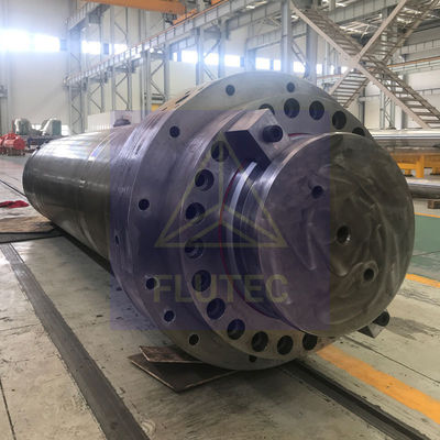 Dwukrotnie działający silnik hydrauliczny o dużej wierzchołku